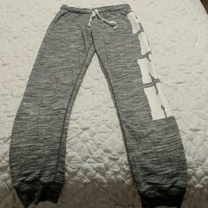 Pink sweatpants/ leggings